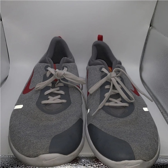 Nike Flex Experience RN 8 Low Gray Red Men’s Size 13 Sneakers Shoes - Picture 4 of 8